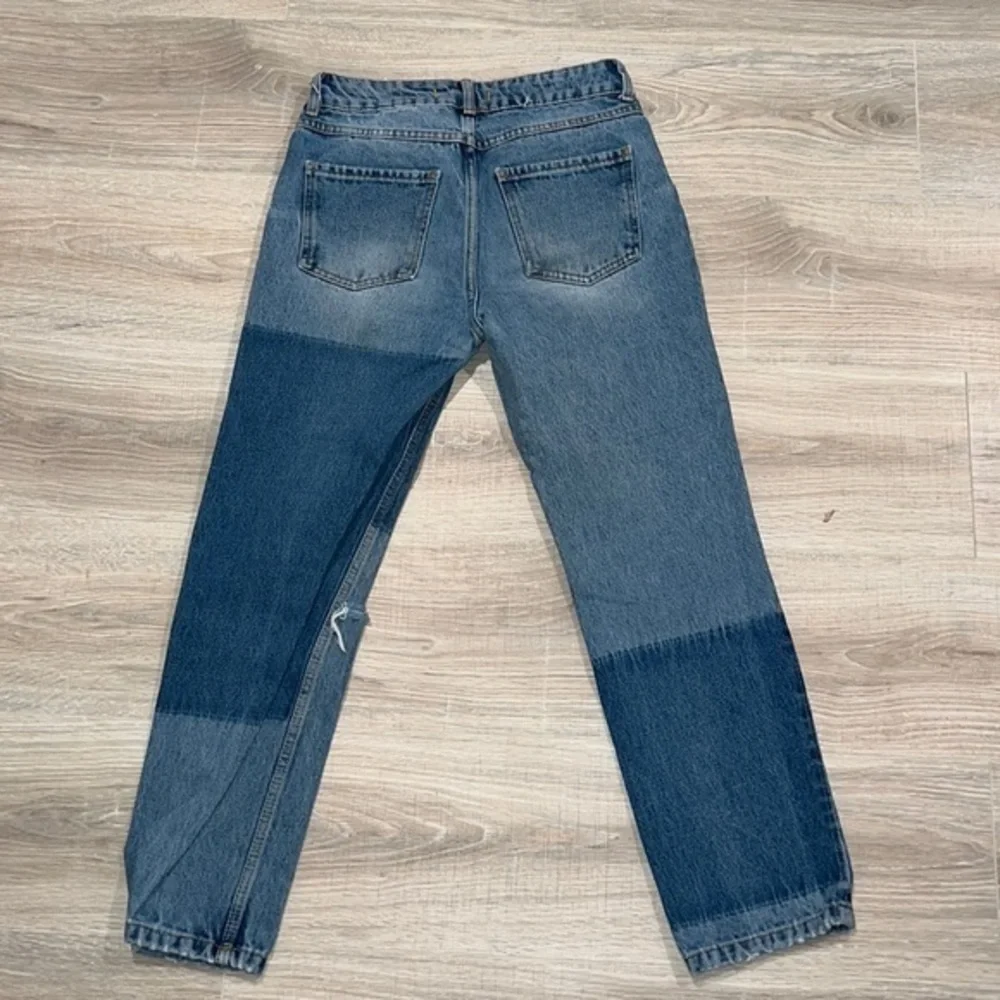 Free people jeans ripped straight vintage looking‎
